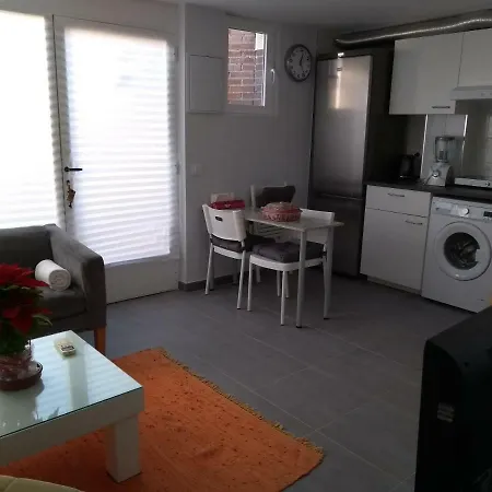 Cozy Apartament 10 Minutes From The Heart Of Madrid Exterior photo